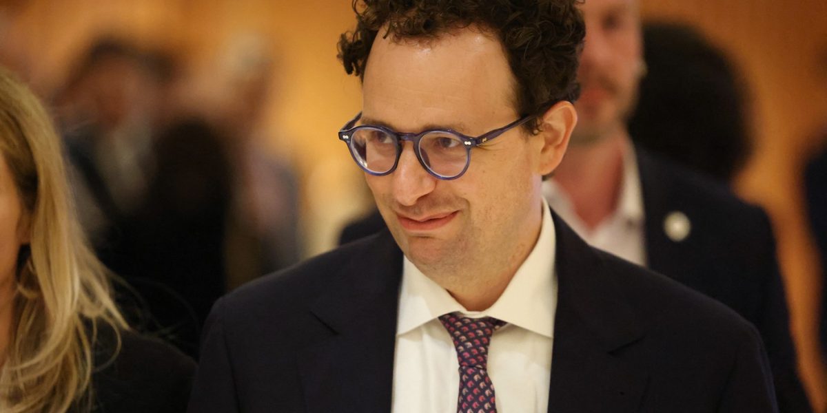 Anthropic, gigantul IA, valorează un trilion $. Depășește OpenAI