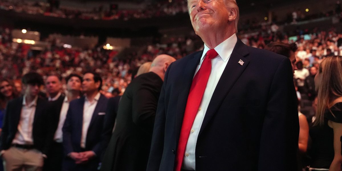 Cum au făcut milioane: Pariuri pe deciziile lui Donald Trump, cu ore înainte