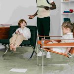 Psihoterapia salvează copii: Intervenție timpurie și prevenție emoțională