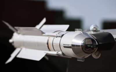 Franța își propune să cheltuiască până în 2030 peste 280 de miliarde de euro pentru modernizarea și extinderea capacităților sale militare, în cadrul programului european SAFE, dedicat creșterii rezilienței și autonomiei în domeniul apărării