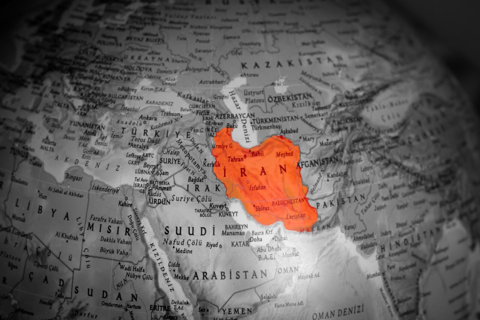 Războiul din Orientul Mijlociu afectează grav lanțurile de aprovizionare umanitare Conflictul recent din Iran și zonele vecine a perturbat semnificativ activitatea grupurilor de ajutor umanitar din întreaga lume