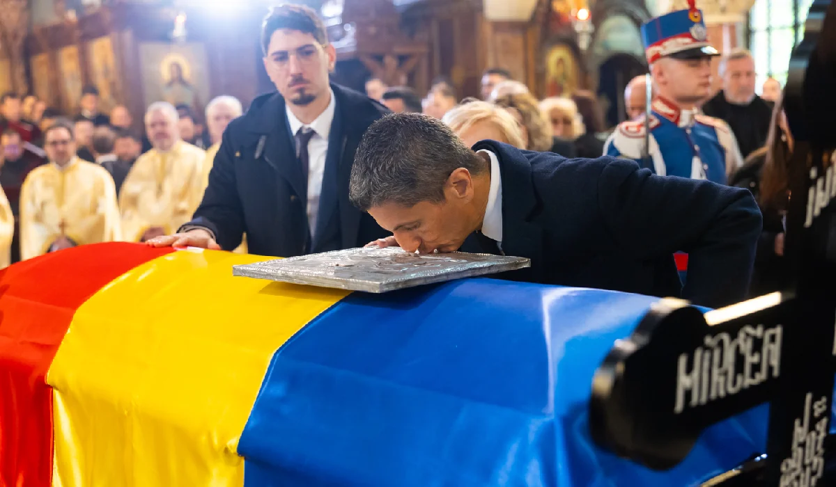 Răzvan Lucescu, sfâșiat de durere la căpătâiul lui Mircea Lucescu. Ultima despărțire