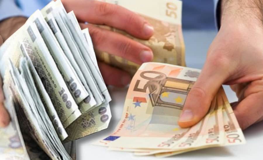 Remiteri. Străinii scot peste 2 miliarde € din România, românii trimit mai mult din străinătate