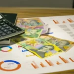 Românii, loviți de dobânzi: Pot cere despăgubiri