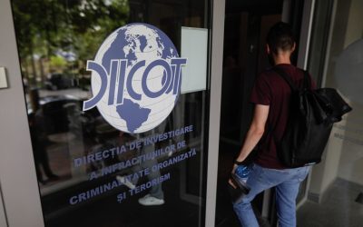Cei doi tineri ucraineni suspectați că au pus dispozitive incendiare la sediul unei firme de curierat internațional din București în octombrie 2025 au fost trimiși în judecată, conform anunțului făcut de DIICOT luni
