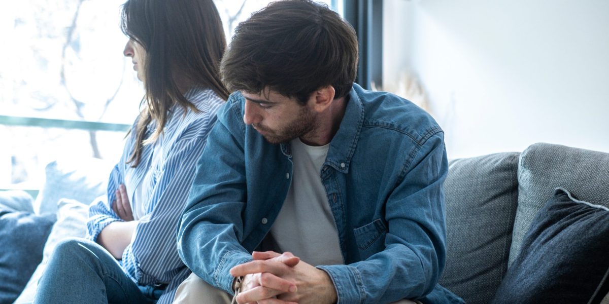 Semnele-cheie că relația ta e pe butuci: Atenție la aceste indicii