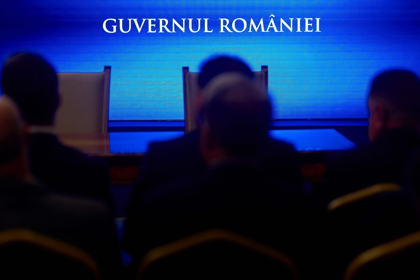 Calculele USR și PNL înainte de decizia PSD: Bolojan, spre AUR?