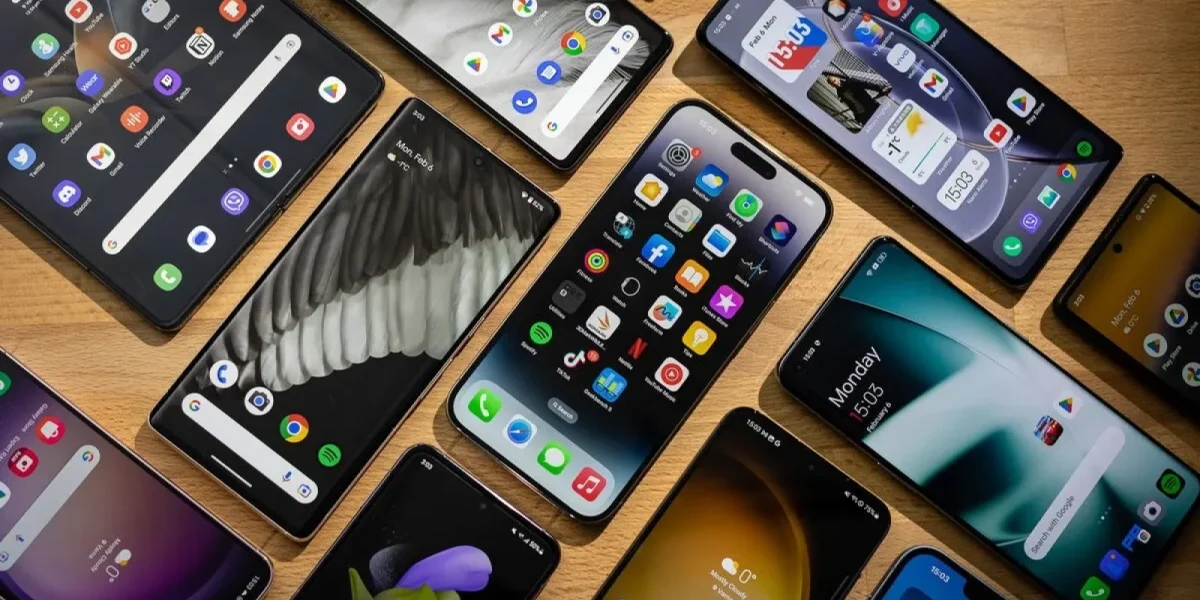 UE schimbă regulile pentru telefoane: Gata cu bateriile „duse” din 2027