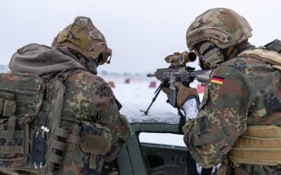 Forțele armate germane efectuează în prezent verificări legate de prevederea recent introdusă în legea serviciului militar, care impune bărbaților cu vârste între 18 și 46 de ani să obțină aprobarea autorităților militare înainte de a părăsi țara pentru perioade mai lungi de trei luni
