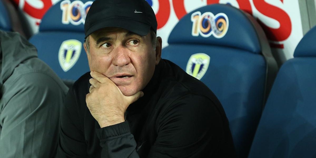 Hagi, eroul așteptat: Jumătate dintre români cred că duce România la EURO 2028