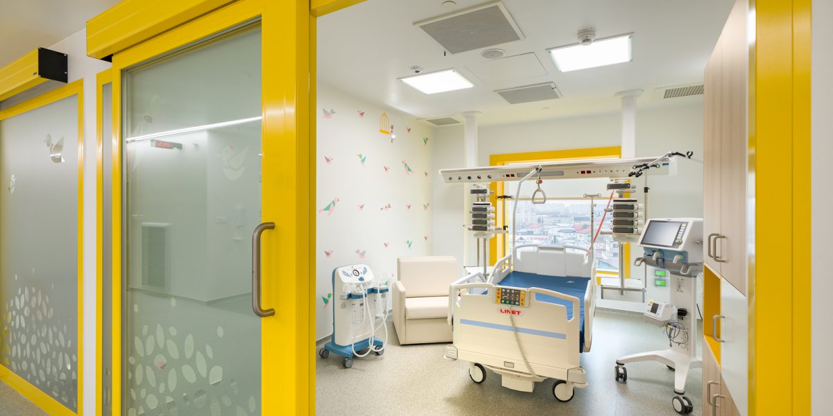 Mii de copii au primit ajutor în doi ani: Bilanțul unei inițiative