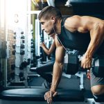 Tineri „modelați” și vite la îngrășat: legături șocante în România