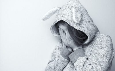 Atacul de panică: Criză mintală sau furtună post-epuizare