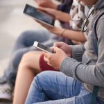UE schimbă regulile: Telefoanele mobile, transformate radical din 2027