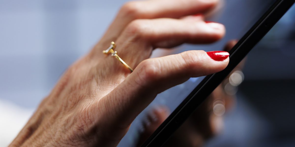 Ce NU trebuie să ai niciodată în telefon: secrete periculoase