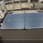 Robotul de Tenis Uimește: Jucători Experimentați, Căzuți la Picioare