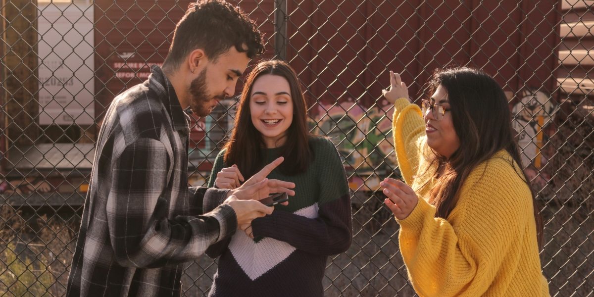 Guvernul francez avertizează: gazul ilariant și protoxidul de azot, riscuri fatale pentru tineri