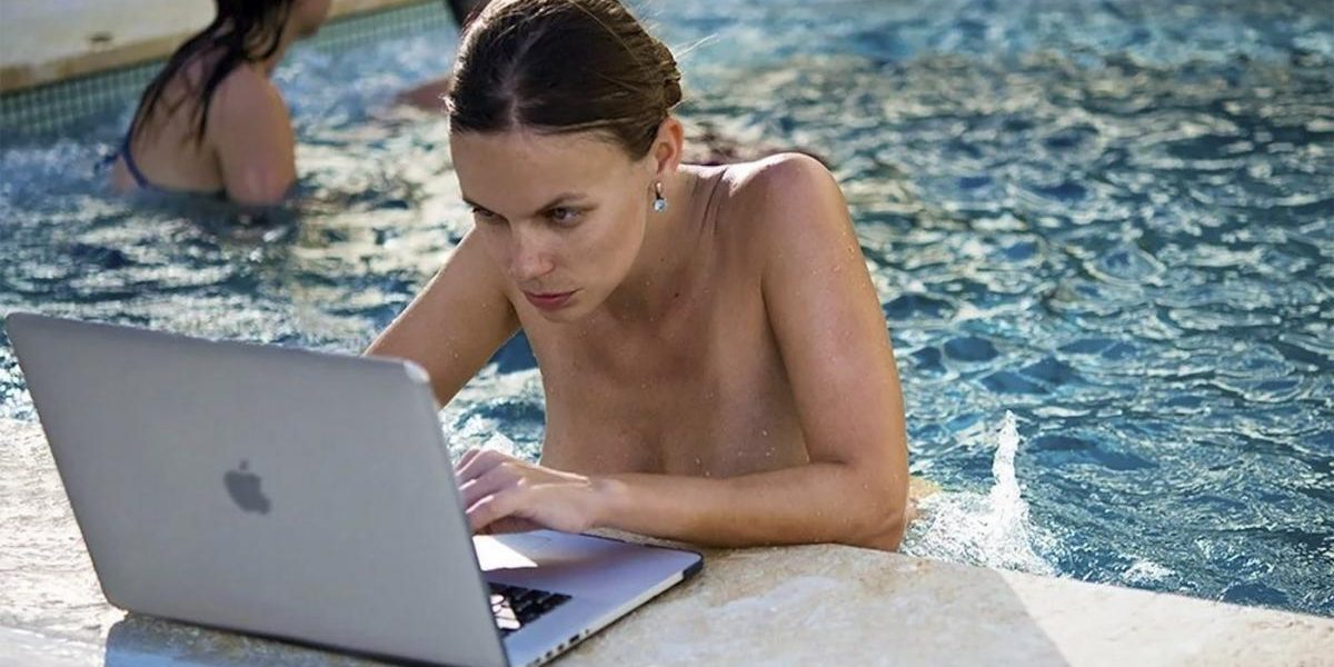 Model nud, consul în Republica Dominicană: Scandalul care a dus la demiterea ei