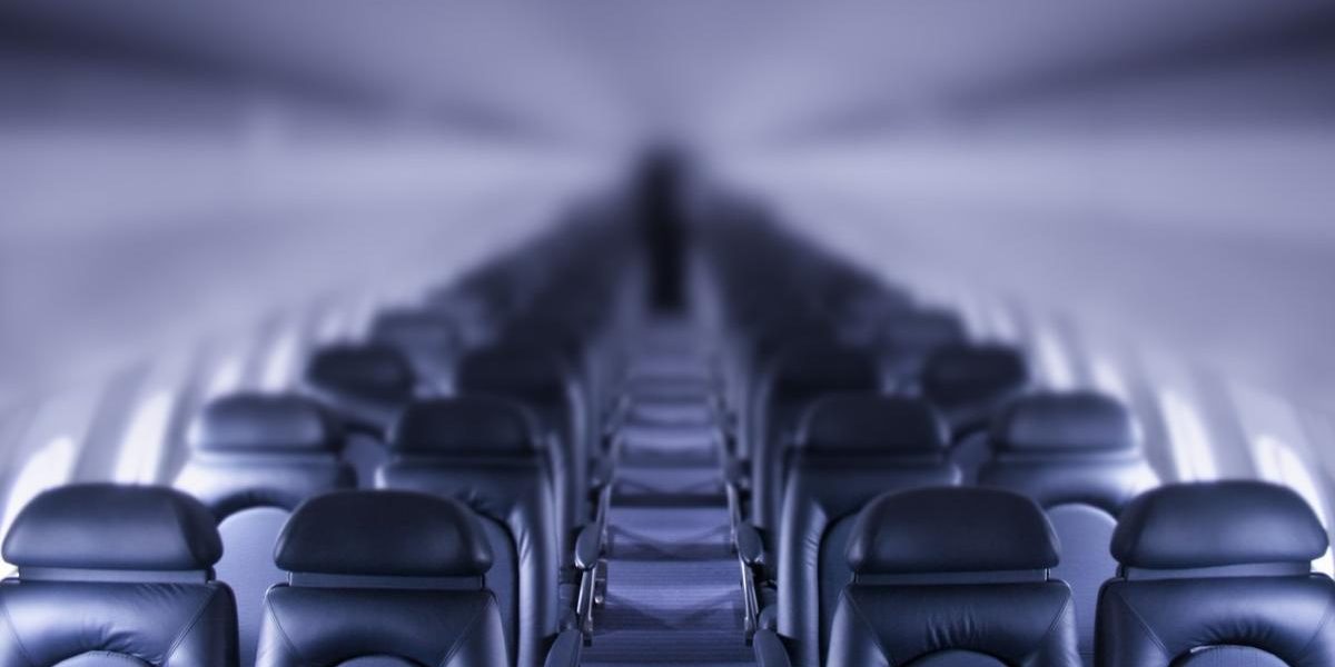 Alerte în Europa: Companiile aeriene anulează zboruri din cauza crizei energetice