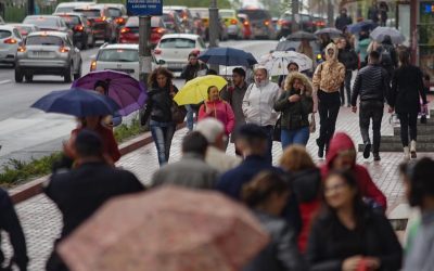 Vremea se răcește semnificativ în toată țara, temperaturile scăzând sub normalul acestei perioade Meteorologii anunță o schimbare drastică a condițiilor meteorologice pentru restul săptămânii