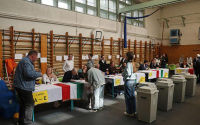 Politicianul român, șocat de alegerile din Ungaria: „Dinozaurii” cu ziarul-cearșaf