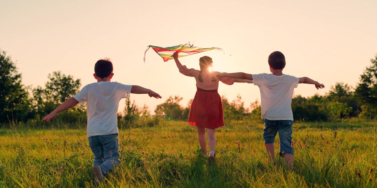 De ce copilăria părea veșnică? Misterul verilor fără sfârșit