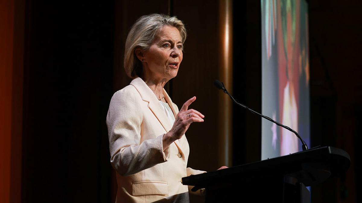 Von der Leyen, atac la Orban: Vrea renunțarea la veto în politica externă UE