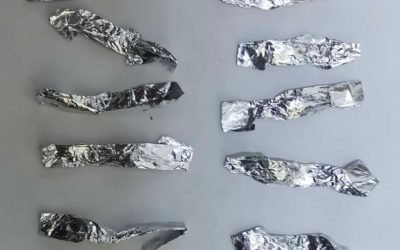 Polițiștii din cadrul Brigăzii de Combatere a Criminalității Organizate Iași, împreună cu procurorii DIICOT, au descoperit activitatea infracțională a unui bărbat de 49 de ani, suspectat de trafic de droguri de mare risc