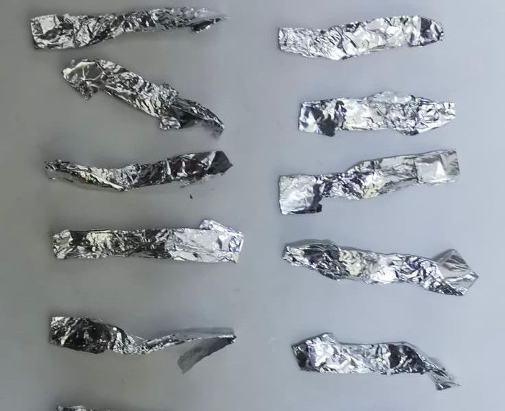 Polițiștii din cadrul Brigăzii de Combatere a Criminalității Organizate Iași, împreună cu procurorii DIICOT, au descoperit activitatea infracțională a unui bărbat de 49 de ani, suspectat de trafic de droguri de mare risc