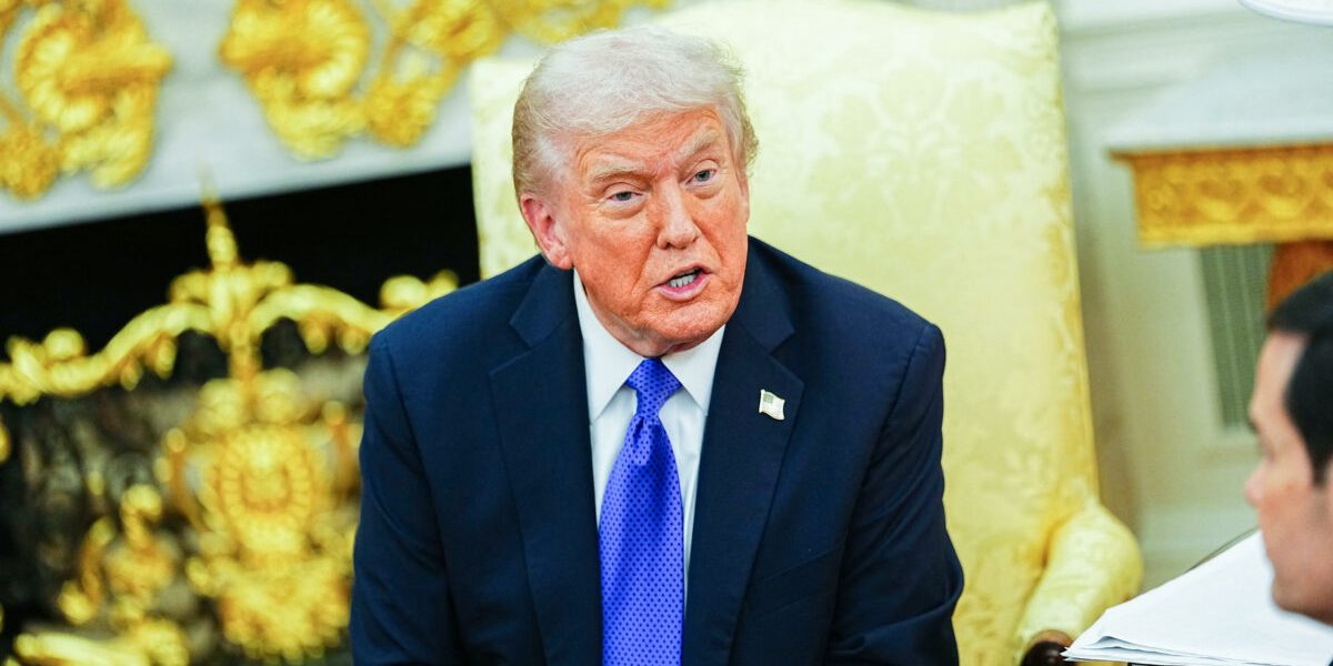 Trump, discuții bune cu Ursula, dar amenință din nou Europa