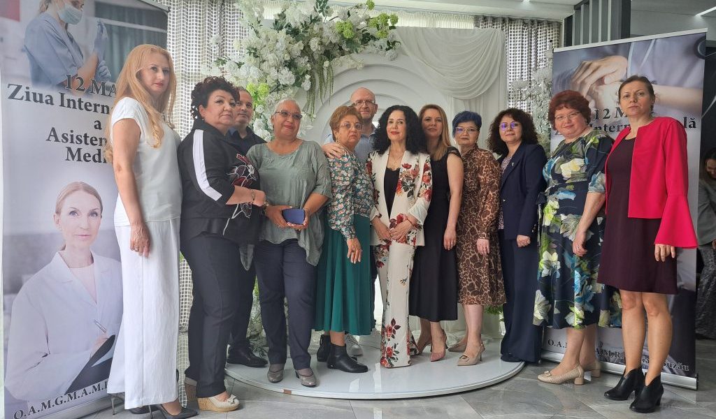 Asistenții medicali din Buzău, sărbătoriți cu fast de OAMGMAMR (GALERIE FOTO)
