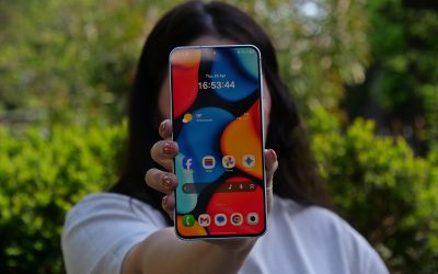 Urmașul smartphone-ului fură inimi: Două probleme majore și totuși…