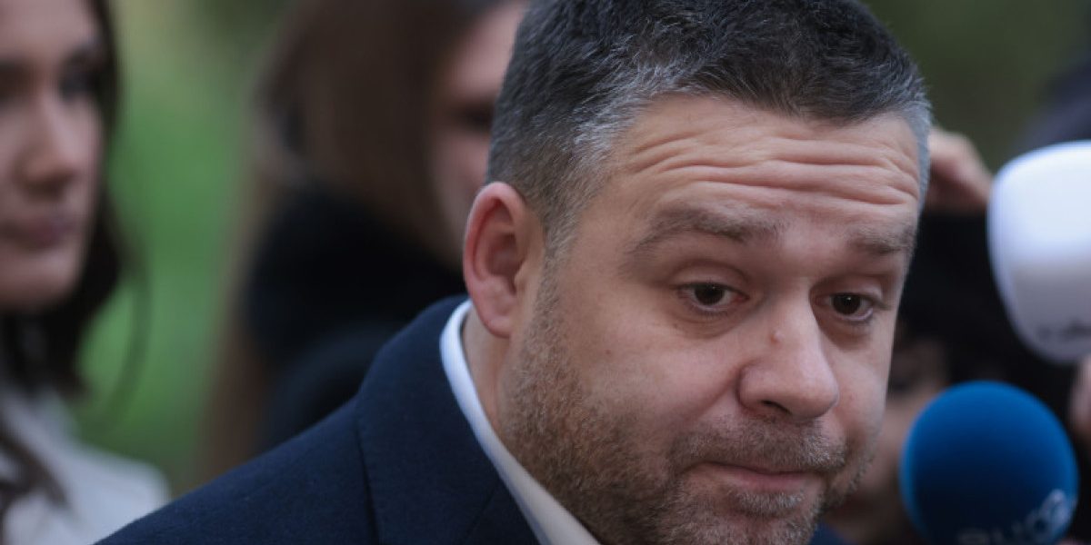 Ciucu, furios pe Ministerul Culturii: „Am așteptat degeaba!” Graffiti, problemă majoră în București