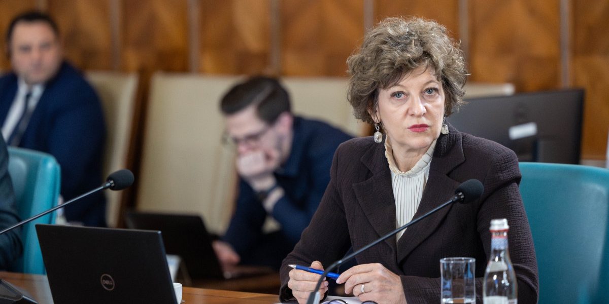 Oana Gheorghiu, umilită de stat: A primit un „munte” de hârtii cu activele