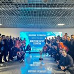 Cupa României a aterizat la Craiova: Imagini de senzație de la aeroport