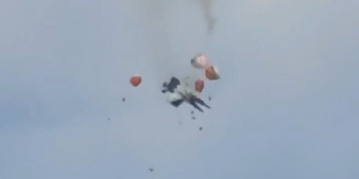 Șoc la show-ul aviatic din Idaho: Două avioane de vânătoare s-au ciocnit