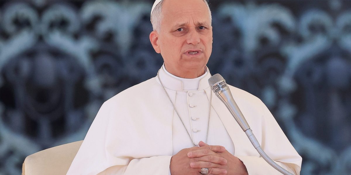 Papa Leon critică reînarmarea Europei: „Elitele nu pun preț pe binele comun”