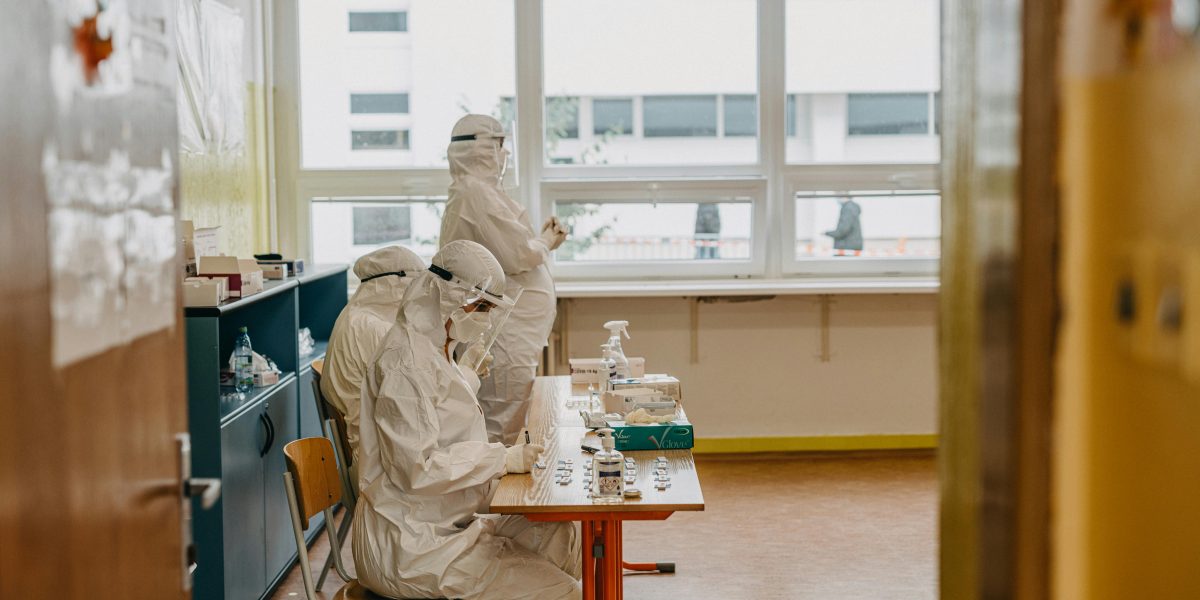 Ebola: Centrul European de Control al Bolilor, ajutor în CONGO și UGANDA