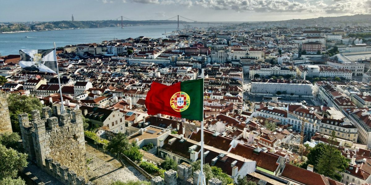 Percheziții-șoc: Sediul PSD portughez, vizat într-o anchetă de corupție
