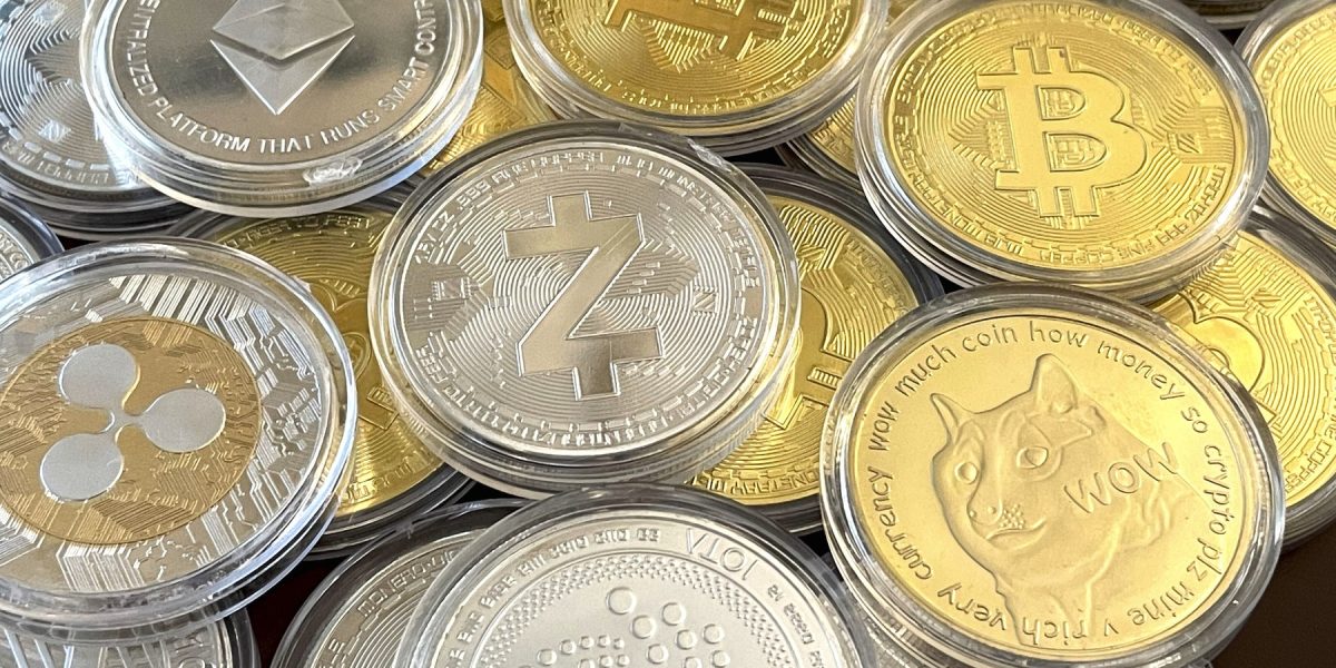 Altcoin misterios, pe val: Crește spectaculos, în umbra AI