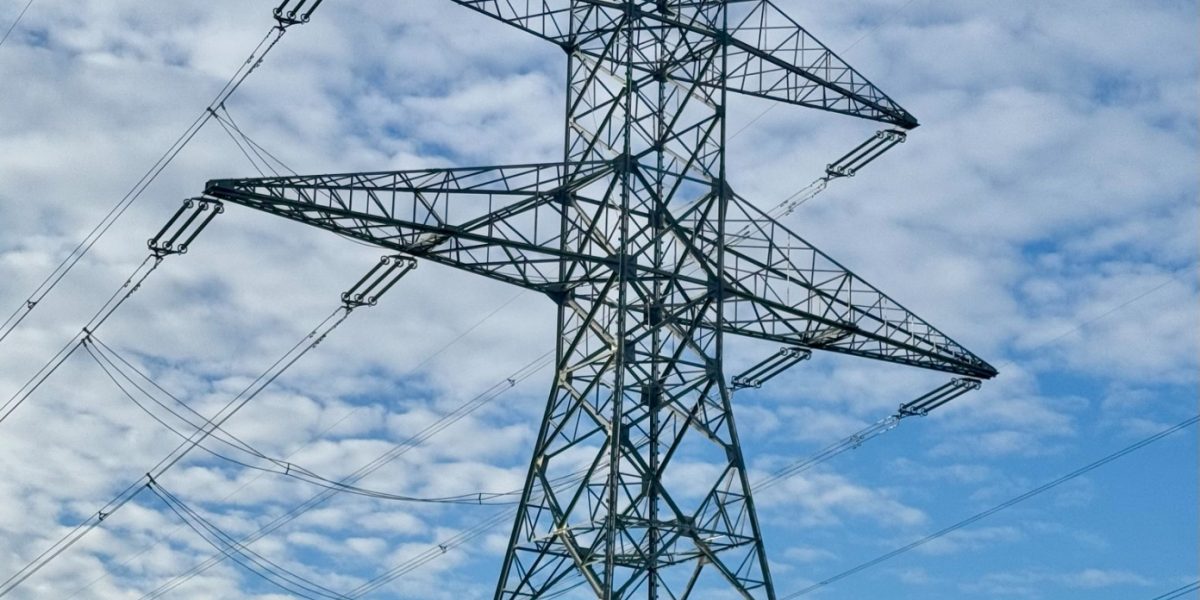 Transelectrica: Apără modelul de guvernanță, cu investiții și presiuni
