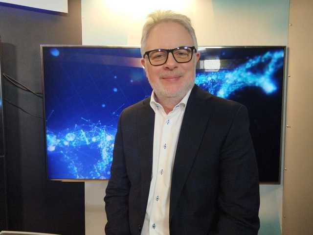 Sarafoleanu deschide laborator pentru somn: Sforăitul, deranj în cuplu, apneea ucide