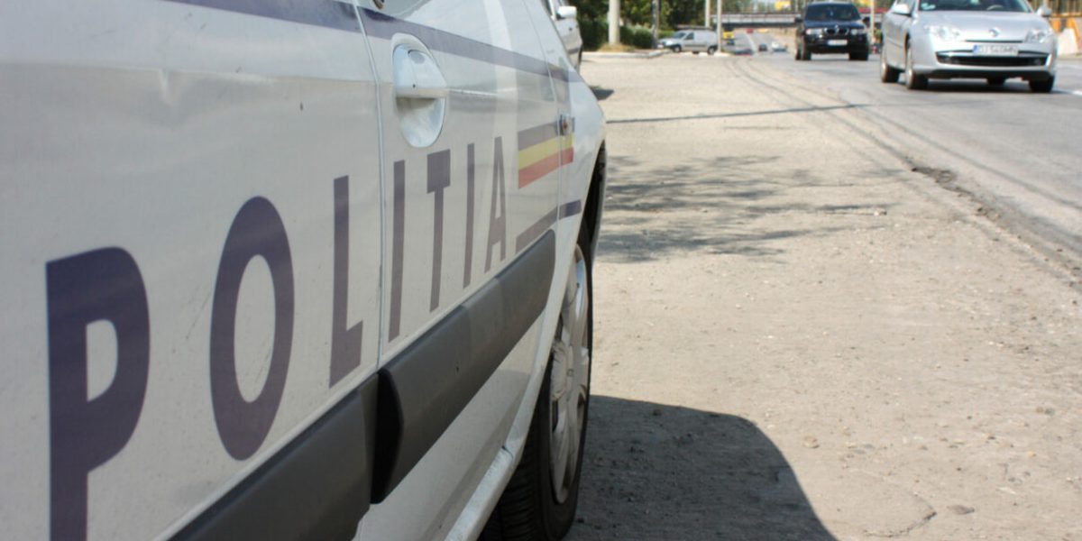 Accident grav pe Șoseaua Alexandriei: doi răniți