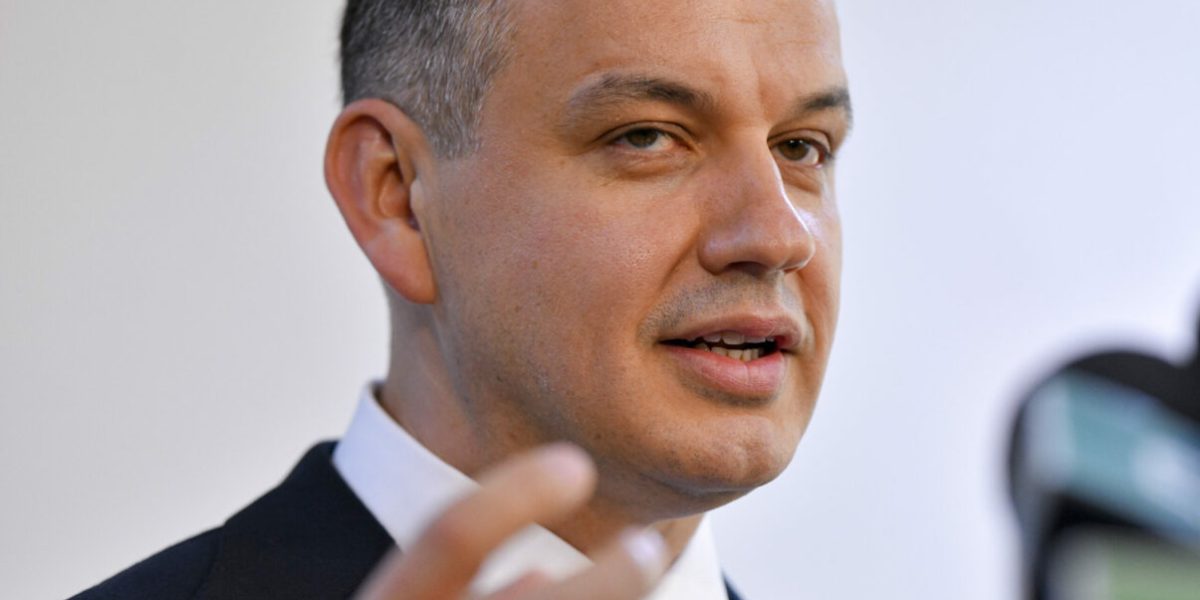 Comunicare deficitară, afacerile au suferit