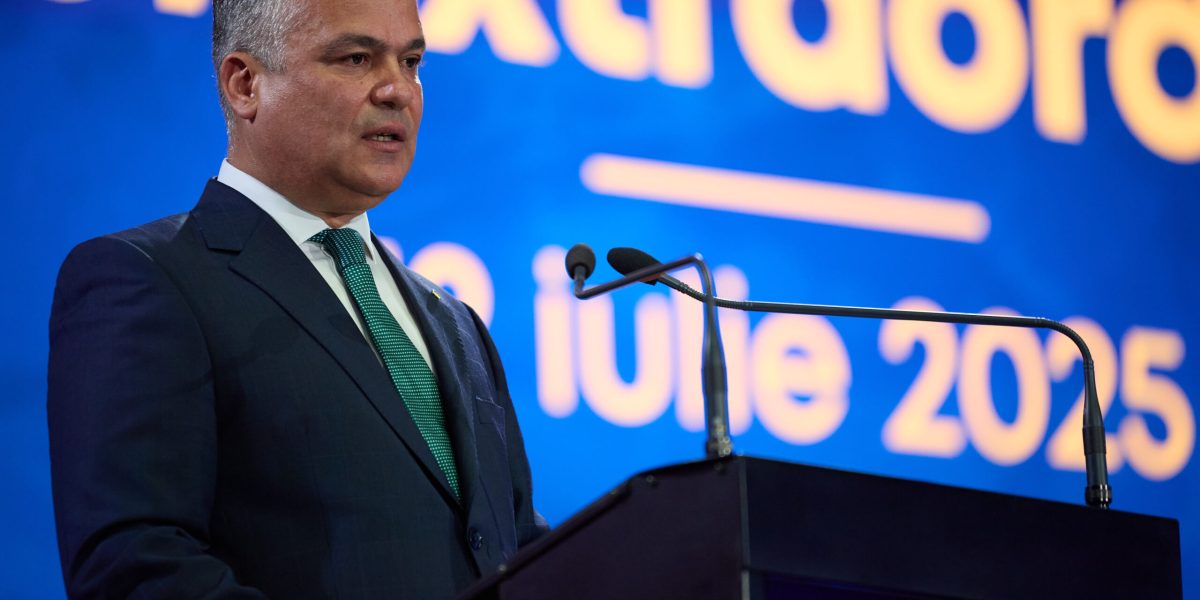 Guvernul VEȘTEA: Condamnat la Interne, plagiate la Cultură/Justiție, mafie la Finanțe