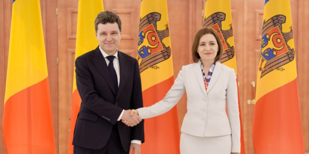 Moldova spre UE: negocieri începute. Unirea cu România, șansă reală