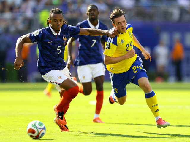 Franța învinge Suedia 1-0, Mbappe marcheză, calificată la Mondial
