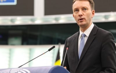 PNL, USR, UDMR îl vor pe Mureșan premier. Negocieri cu PSD pe rocadă