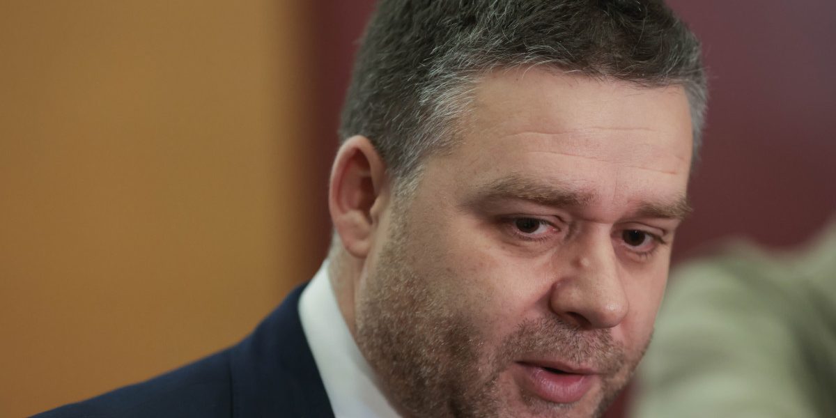 CIUCU ȘOCHEAZĂ: PSD RUINEAZĂ ȚARA! PARTIDUL NU MAI CONTEAZĂ