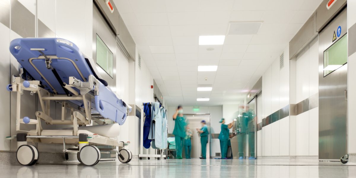 Pontaj electronic: Medicii de stat, monitorizați și în privat